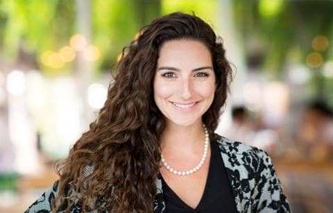 Professional photo of Sara Gregor.