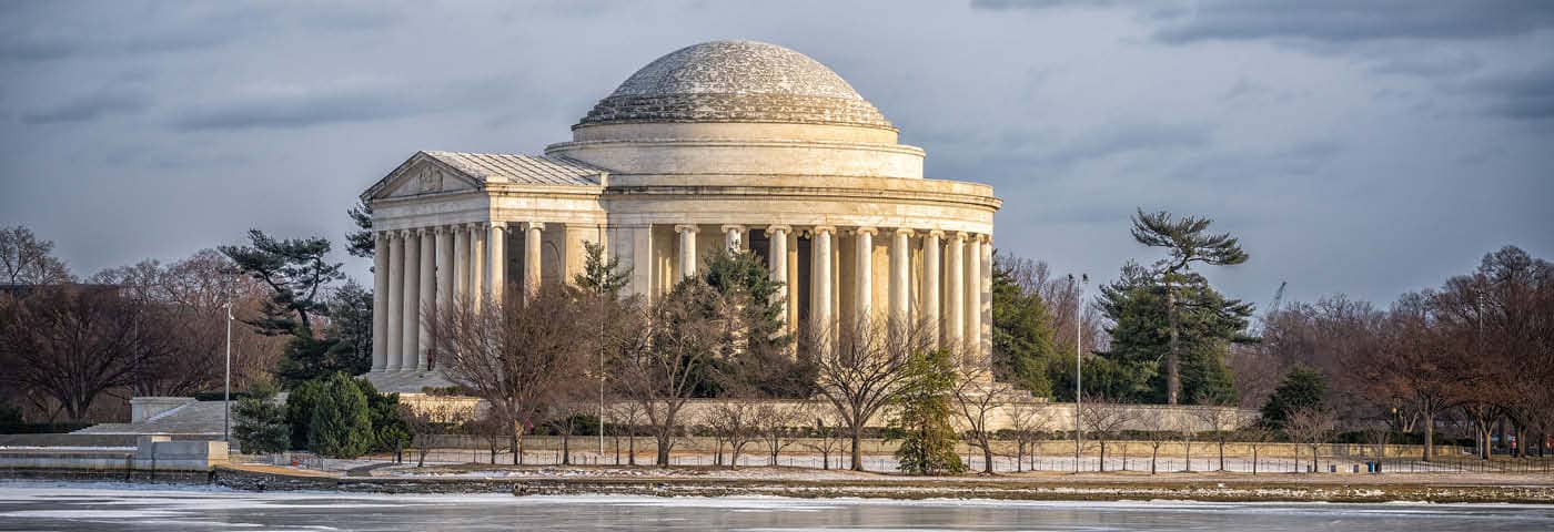 Jefferson Memorial at dusk.
