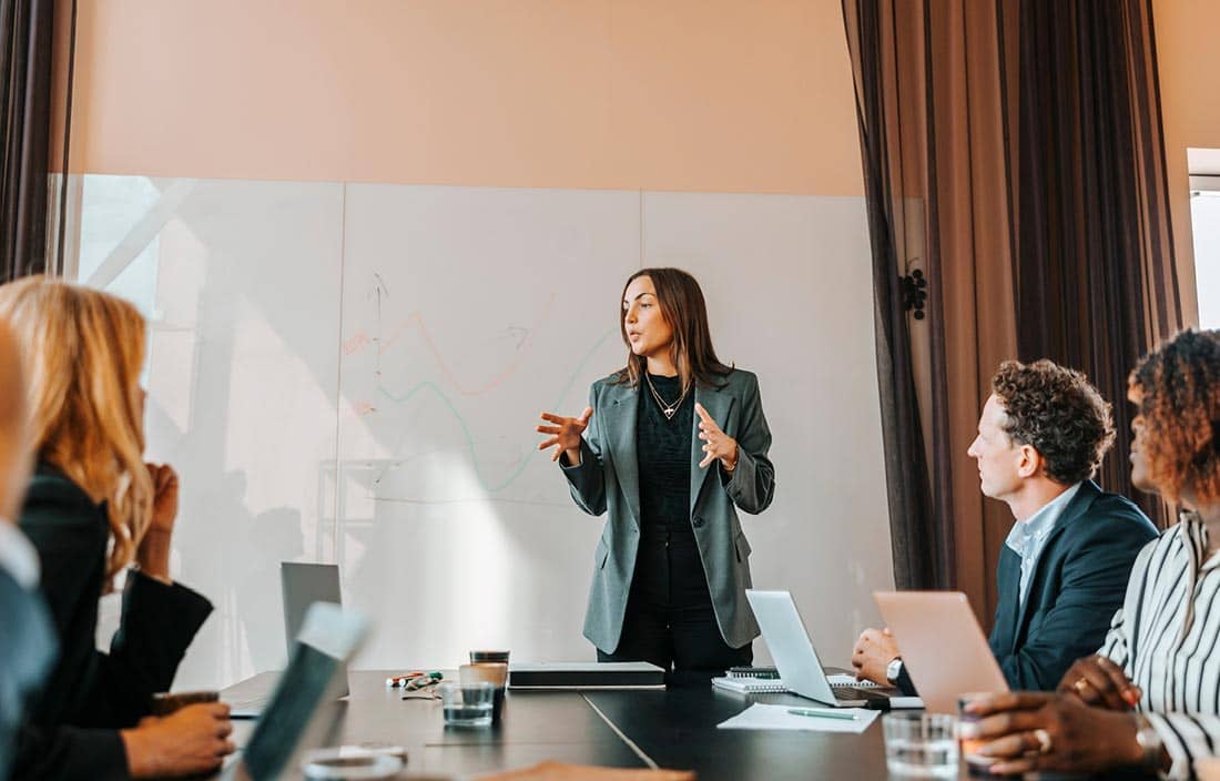 Public sector professional discussing retirement funds.