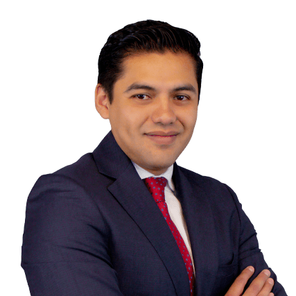 Professional photo of César Alatorre.