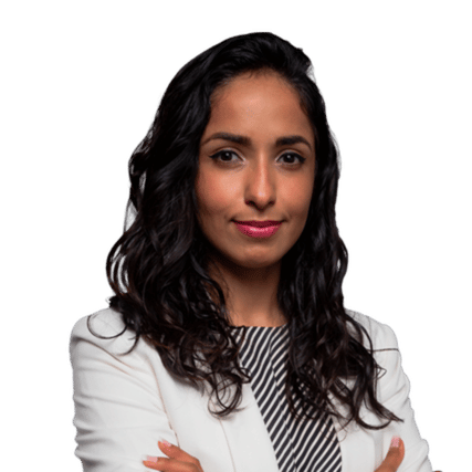 Professional photo of Renata Aguilar.