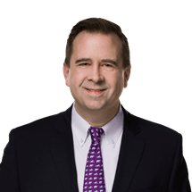 Professional photo of Eric Dahlberg.