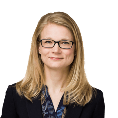 Professional photo of Lisa Plonka.