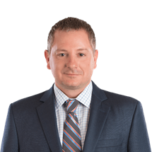 Professional photo of Paul Theriault.