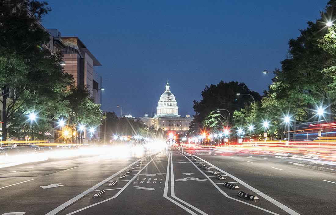 Image of road in front of White House